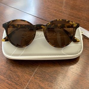 Wear Me Pro tortoiseshell sunnies